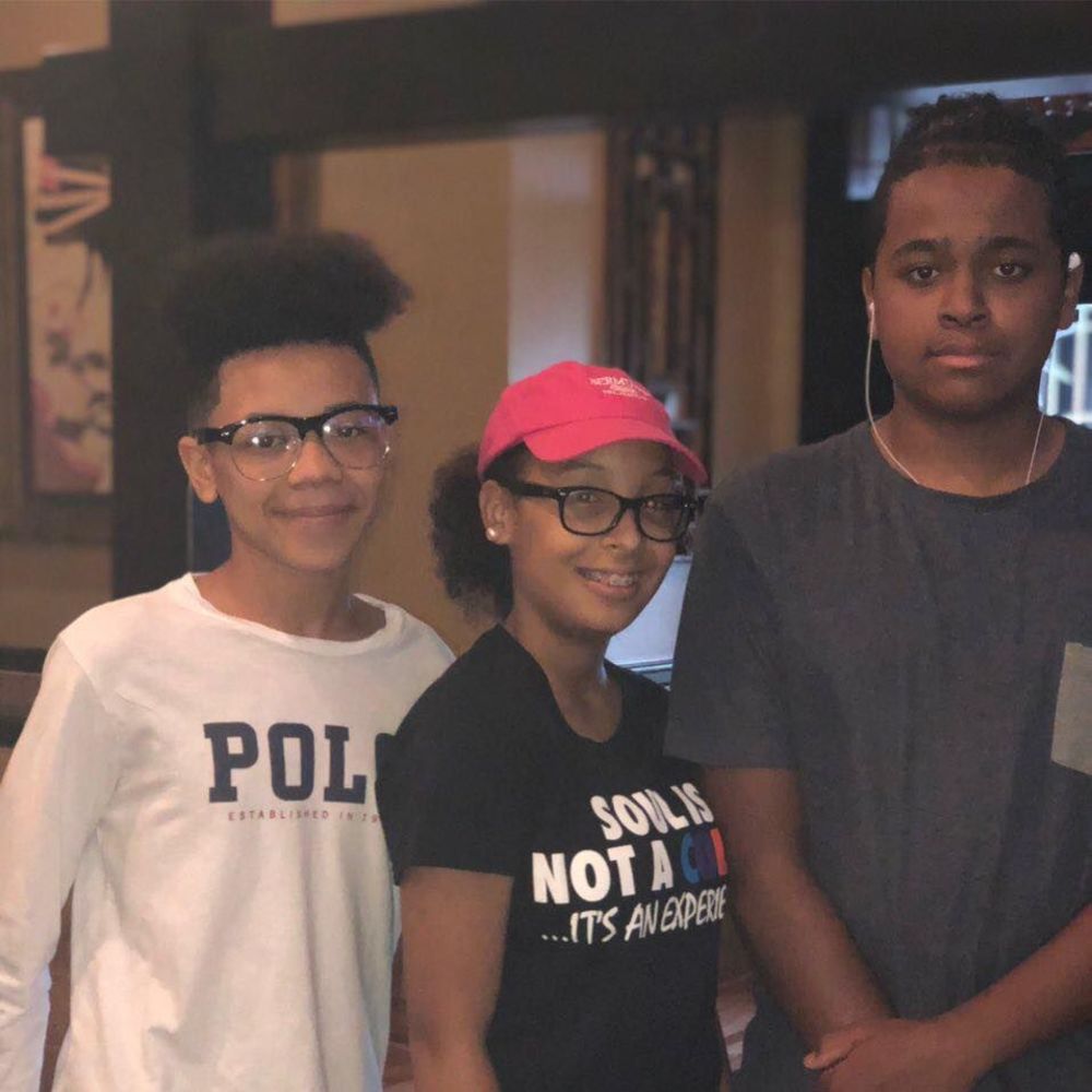 Meet your Posher, Amaya